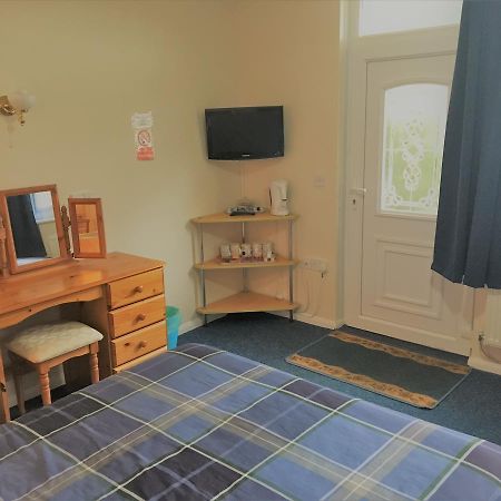 Nant-Y-Ffin Hotel Llandissilio Zewnętrze zdjęcie
