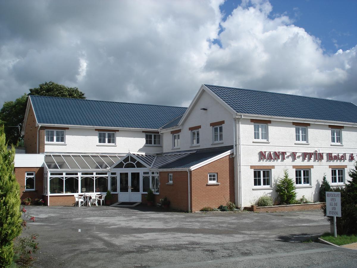 Nant-Y-Ffin Hotel Llandissilio Zewnętrze zdjęcie