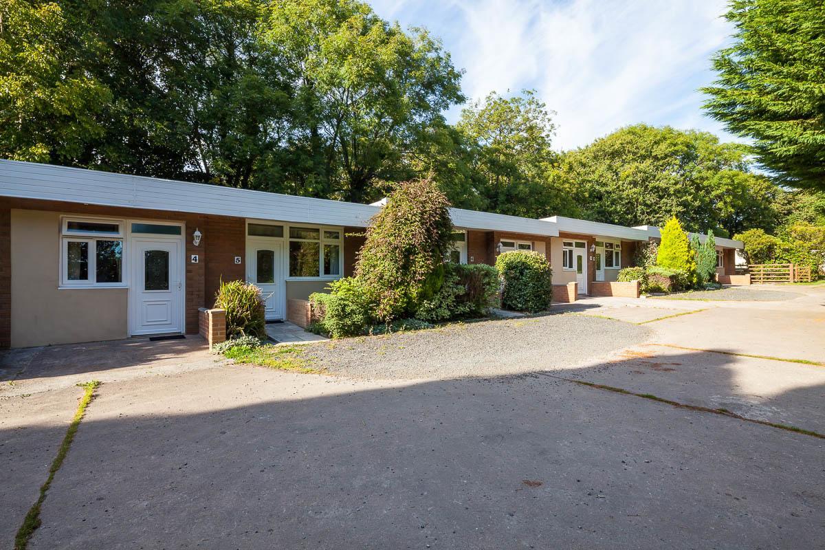 Nant-Y-Ffin Hotel Llandissilio Zewnętrze zdjęcie