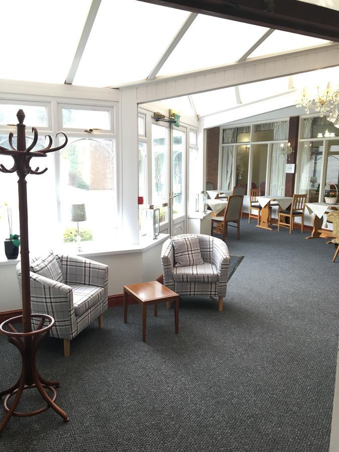 Nant-Y-Ffin Hotel Llandissilio Zewnętrze zdjęcie