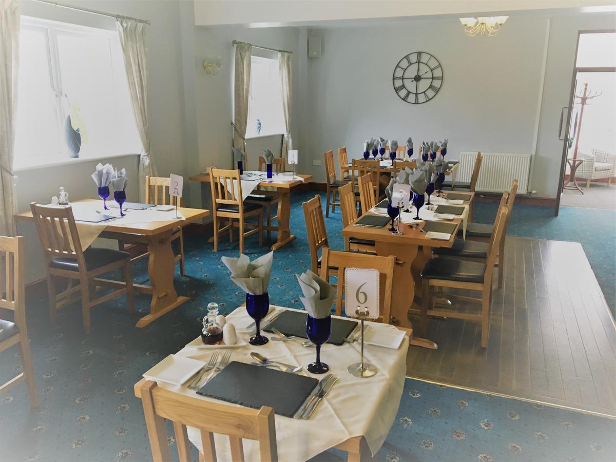 Nant-Y-Ffin Hotel Llandissilio Zewnętrze zdjęcie
