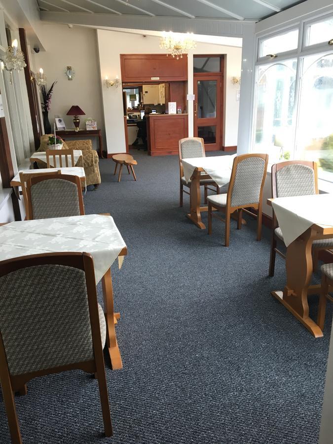 Nant-Y-Ffin Hotel Llandissilio Zewnętrze zdjęcie