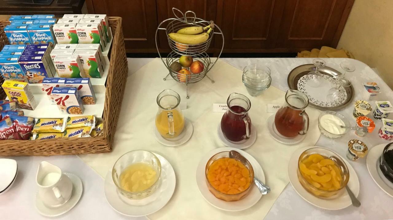 Nant-Y-Ffin Hotel Llandissilio Zewnętrze zdjęcie
